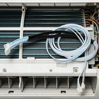 Harness Kabel Pita Datar Multi-Pin Kustom dengan Perlindungan Heat-Shrink untuk Papan Kontrol Pendingin & Peralatan Rumah Tangga