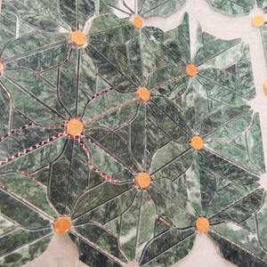Mosaico Irregolare a Fiori in Marmo Verde Lavorato a Getto d'Acqua in Stile Moderno Vintage per Decorazione Pareti Interne di Case Ville Bagni e Soggiorni - Product Image 4