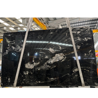 Taurus Black Golden Quartzite Cosmos Gold Granite Slab Brésil pour îlot de cuisine et comptoirs