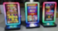 Vente de borne d'arcade verticale à écran tactile incurvé, machine de jeu d'adresse avec garantie d'un an, fabrication anglaise, en métal