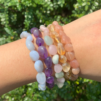 6-8mm énergie de guérison Reiki irrégulière Tumble pépite puces pierre Bracelet Yoga puissance pierre précieuse Stretch Bracelet en cristal naturel