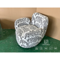Fauteuil en tissu à motif floral moderne de style nouveau, avec accent bouclé en forme de pétale, pour salon, hall d'hôtel, canapé