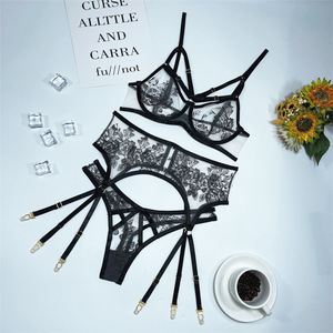 UE/US Nouveau Design Beauté Ensemble de Lingerie Sexy Dentelle Résille Impression Fleur Trois Pièces Combinaisons - Product Image 5