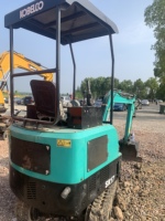 Mini-excavatrice durable Kobelco SK17SR modèle 2023, poids opérationnel de 1 tonne, importée d'origine du Japon, capacité de la benne de 0,035 m³.