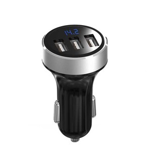 Cargador de Coche USB de 3 Puertos AP03S, 36W QC3.0, Carga Rápida con Pantalla LED de Voltaje, Adaptador USB Multipuerto para Coche de 12V/24V - Product Image 1