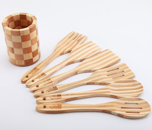 Suministro directo de fábrica Juego de espátula de bambú a rayas de cuatro piezas Incluye utensilios y cubos de almacenamiento con rejillas - Product Image 5