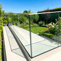 Rampe en verre moderne minimaliste sans cadre en aluminium à profil en U, étanche, pour escalier, balcon, villa et hôtel, utilisation extérieure