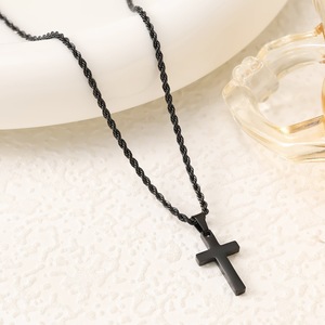 Nova Chegada: Colar com Pingente de Cruz Polido em Aço Inoxidável Banhado a Ouro, à Prova d'Água, com Corrente de Corda para Mulheres e Homens - Product Image 4