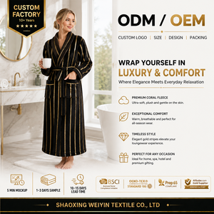 Accappatoio di Lusso in Pile Nero con Strisce Dorate, Personalizzabile con Logo OEM ODM per Fornitori di Regali Aziendali - Product Image 1