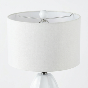 Lampe de table minimaliste blanche côtelée à brancher pour chambre à coucher, lampe de table d'hôtel, lampe de table décorative avec base en céramique - Product Image 4