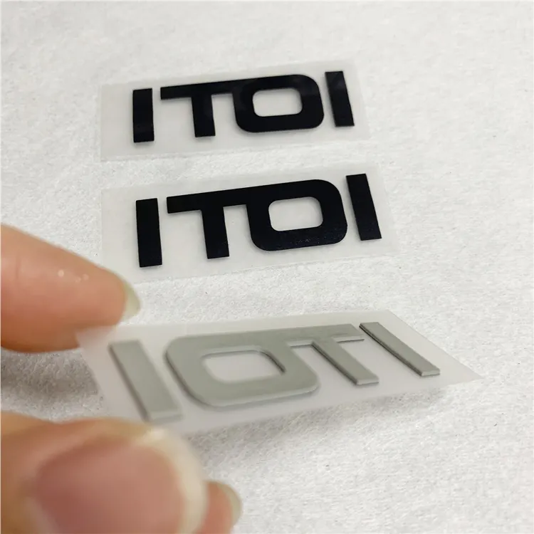 Miếng Dán Chuyển Nhiệt Bằng Silicon Dập Nổi Trên Miếng Dán Silicon 3D Logo Thương Hiệu Tùy Chỉnh Cho Áo Thun