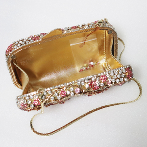 Pochette <span class=keywords><strong>de</strong></span> Soirée Mariage Femme en Cristal et Strass, Sac à Main <span class=keywords><strong>Bouquet</strong></span> <span class=keywords><strong>de</strong></span> Fleurs Diamantées, Tendance Mariage 2025 - Product Image 4