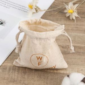 Sacs en coton biologique blancs recyclables avec logo personnalisé et cordon de serrage, sacs pour oreillers et literie, taille personnalisable - Product Image 5