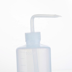Outil de jardinage Bouteilles à eau transparentes <span class=keywords><strong>en</strong></span> <span class=keywords><strong>plastique</strong></span> transparent rond 250ml 500ml Boîte brune moderne <span class=keywords><strong>en</strong></span> <span class=keywords><strong>plastique</strong></span> noir Boîte à fleurs pour l'extérieur - Product Image 3