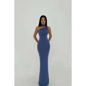 Robe de soirée de luxe Indigo Marcia ODM XL, coupe trapèze, longueur ras du sol, en crêpe, col montant, style moderne, brillant, simple, pour fêtes et occasions formelles - Product Image 3