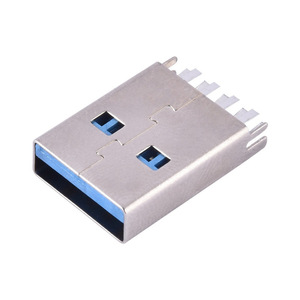 Conector USB 3.0 Tipo A AM3.0 de Inserción Vertical Recta de 180 Grados, Tipo DIP con Abrazadera - Product Image 1