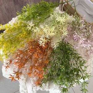 Bouquet de feuilles de bambou, fleurs artificielles en soie mélangées, décoration de mariage sur le thème de la forêt - Product Image 1