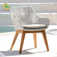 Ensemble de salle à manger pour hôtel Ensemble de salle à manger d'extérieur Mobilier de jardin Table et chaises de jardin Tables à manger d'extérieur Petite table