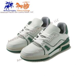 Chaussures de sport de luxe de qualité supérieure pour homme et femme, baskets de créateur de mode, chaussures de skateboard décontractées pour la course et la marche Lvs - Product Image 1