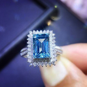 Anello quadrato blu da donna, elegante e scintillante, gioiello alla moda per le dita - Product Image 1