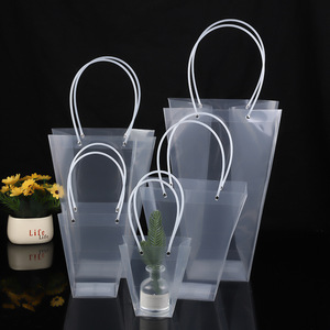 Sacs d'emballage pour fleurs et cadeaux en PP transparents personnalisés, à fond carré, imperméables, avec poignée longue - Product Image 4