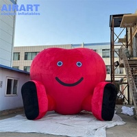 Bande dessinée gonflable de coeur de peluche de couleur rouge de taille géante de 5m, ballon flou de caractère gonflable de coeur