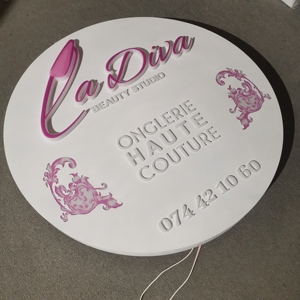 Modelli personalizzati wall Outdoor advertising shop retroilluminato <span class=keywords><strong>led</strong></span> light box signage acrilico <span class=keywords><strong>LED</strong></span> shop front sign