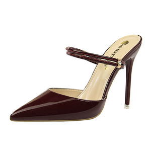 86-11 <span class=keywords><strong>Sexy</strong></span> hollow di alta-tacco alto brevetto in pelle bocca superficiale a punta con strass fibbia in metallo decorativo parola con la femmina <span class=keywords><strong>pantofole</strong></span> - Product Image 5