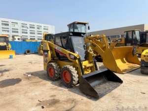 รถตักล้อยาง CAT 226B มือสอง สภาพดีเยี่ยม ขนาดกะทัดรัด พร้อมบุ้งกี๋มาตรฐาน สำหรับงานก่อสร้างและจัดสวน - Product Image 2