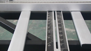 Scies à table de scie à panneaux coulissants de haute qualité approuvées CE avec affichage de coupe transversale numérique CNC - Product Image 4