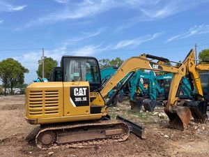 รถขุดตีนตะขาบ CAT 305.5E มือสอง เครื่องจักรก่อสร้างขนาดกะทัดรัดสำหรับงานดิน - Product Image 1