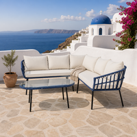 Ensemble de canapé d'angle bleu marine avec table basse ovale en verre, mobilier de patio en osier avec pieds noirs pour jardin