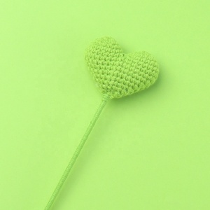 Flores de Corazón Tejidas a Mano, Flores Tejidas Realistas, Ramo de Ganchillo de Lana DIY, Regalo y Recuerdo - Product Image 5