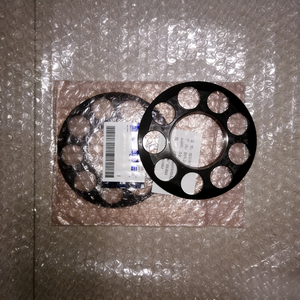 لوحة منافذ ذات تسعة فتحات 708-2G-13341 لمضخة هيدروليكية PC360-8MO، واجهة كتلة أسطوانة الحفار 30-36 طن، مقاومة للتآكل، قطعة أصلية - Product Image 5