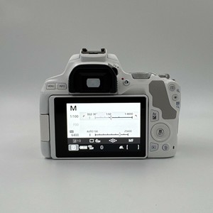 กล้อง Canon EOS 200D Mark II 24.2MP Full HD APS-C DSLR สภาพ 90% พร้อมแฟลชในตัว - Product Image 2