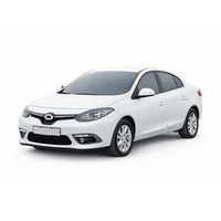 SM3 2015 BLANC, berline compacte à essence, bon rendement énergétique, sièges chauffants, voiture économique