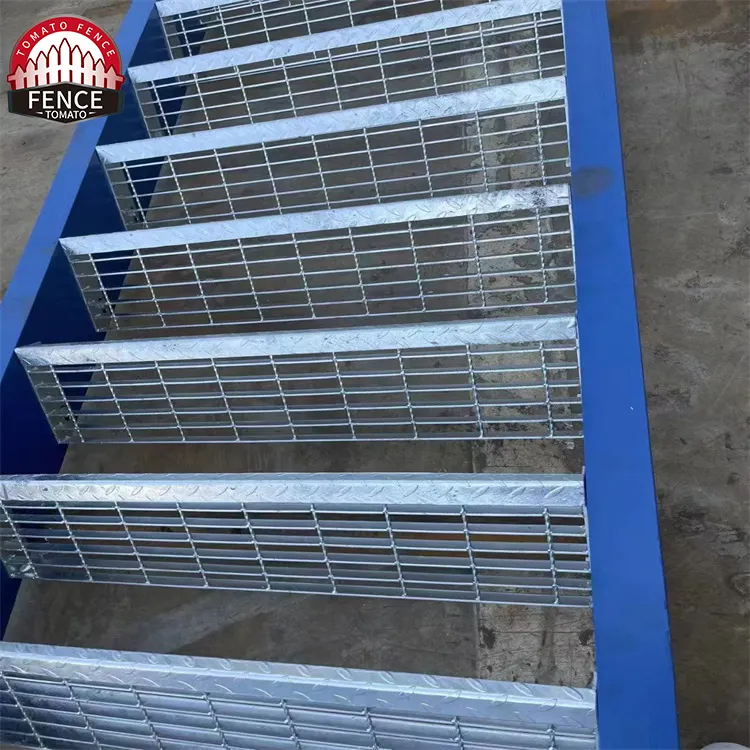 Economical Stairs With Steel Grating