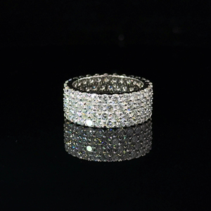 Anillo de Diamantes Hiphop Lab Diamond para Mujer, Certificado IGI, Corte Brillante, 4 Filas, Engaste Pavé, Banda Eternity Ancha, Oro Blanco de 14K - Product Image 1