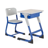 Ensemble de chaises et de bureau en plastique au design moderne de type C pour écoliers, meubles de salle de classe, vente en gros