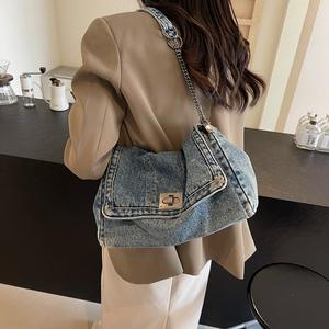 Bolso de Hombro de Mezclilla Coreano Vintage para Mujer, Gran Capacidad, con Cadenas, Diseño con Cierre, Impermeable, Estilo Boston, Nuevo - Product Image 2