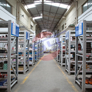 Étagères de rangement de taille moyenne Support de <span class=keywords><strong>palettes</strong></span> en acier sans bouchon en métal épaissi Supports de rayonnage d'entrepôt réglables - Product Image 6
