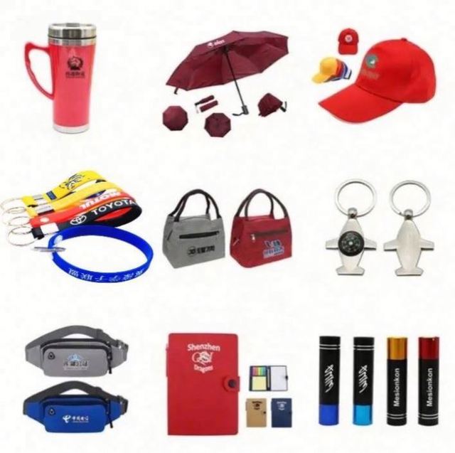 Free Shipping Custom Promotional Gift Set Cartoon Style Custom Logo Portable Digital Cloth Material Customized Packaging