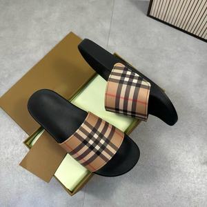 Venta directa de fábrica de pantuflas para hombre con logotipo personalizado de alta calidad, pantuflas de playa para mujer, sandalias de diseñador de marca de lujo - Product Image 2