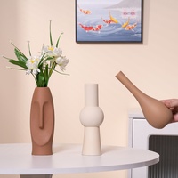 Vase à fleurs de bureau de style européen, design créatif, moderne et simple, ornement d'entrée, décorations douces pour la maison