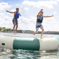 Parque de trampolín inflable Plataforma flotante inflable Estera flotante de agua Trampolín de agua para piscina