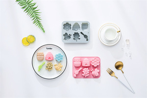 Moldes de Silicona Antiadherentes con Diseño de Abeja y Flor, Reutilizables, de Grado Alimenticio, Lindos Moldes Magnéticos de Silicona para Chocolate, Dulces y Hielo - Product Image 6