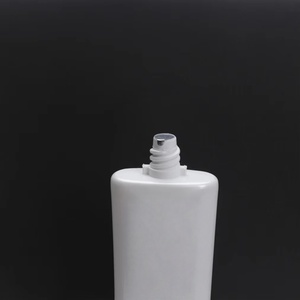Wholesale New Design 30ml Plastic Cosmetic Flat Oval Tubes With Super Oval Screw Cap Unsealed End For <b>Make</b> up Primer - Product Image 6