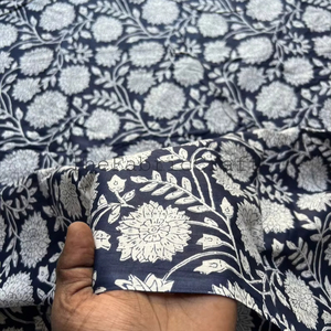 ชุดเดรสผ้าฝ้าย100% พิมพ์ลายดอกไม้สไตล์อินเดียกว้าง44 ''/111ซม. สำหรับเด็กชายและเด็กหญิงผ้าม่านกันสาด - Product Image 1