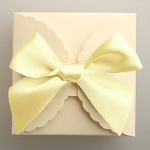 โบว์ริบบิ้นผ้าซาตินโพลีเอสเตอร์สำหรับห่อของขวัญ โบว์ผูกสำเร็จรูปสำหรับตกแต่งกล่องของขวัญ เค้ก และบรรจุภัณฑ์ดอกไม้ - Product Image 3