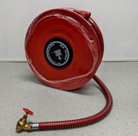 Ensemble complet d'équipements pour système d'extinction automatique par aspersion : Têtes d'asperseurs, boîte de déroulage de tuyau, vannes à opercule et tuyaux en acier rouge